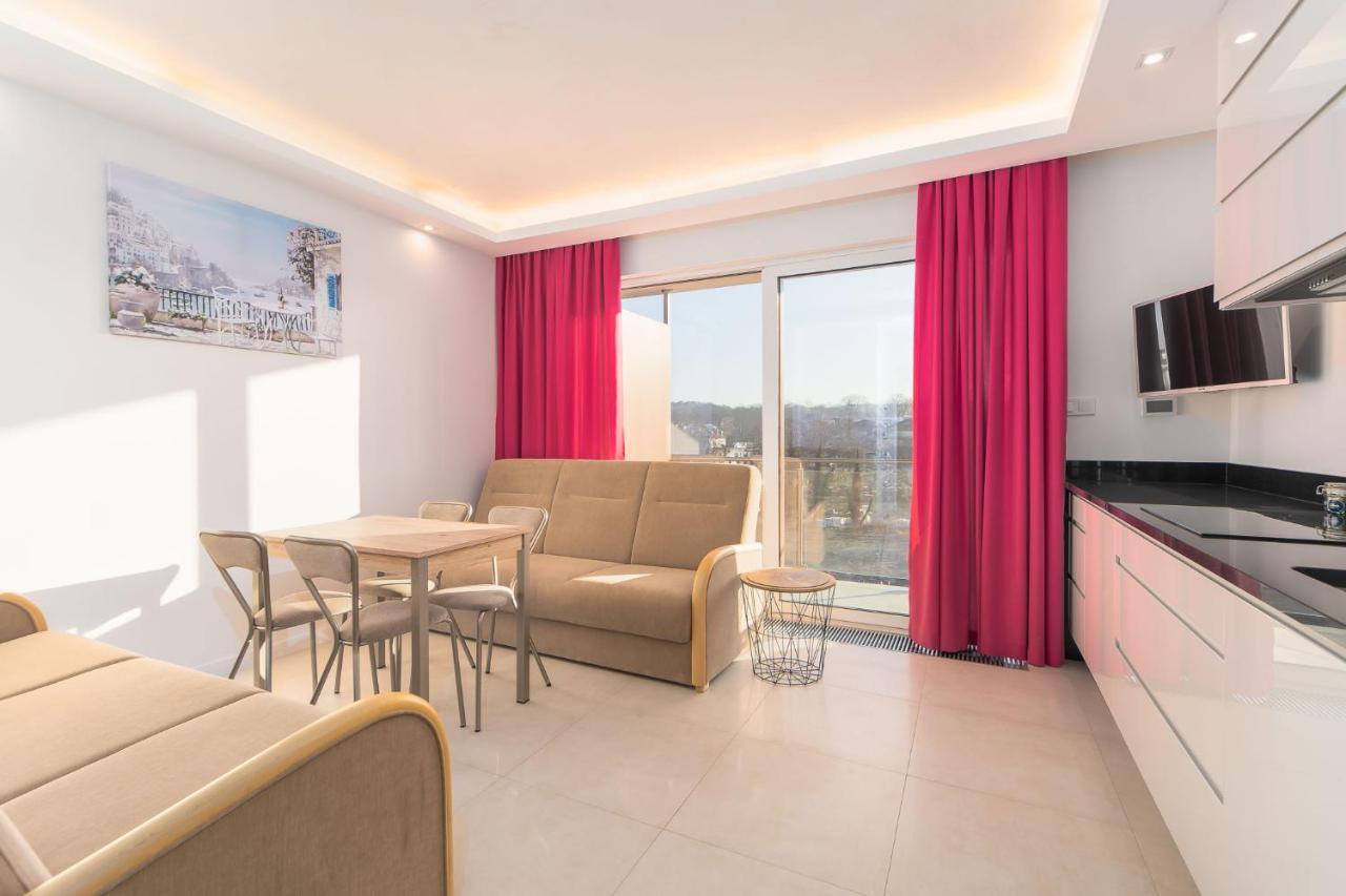 Apartamenty Flamingo By Noclegi Renters Miedzyzdroje Ngoại thất bức ảnh